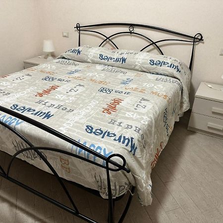 Roma Chic Residenza Gemelli Apartment Екстериор снимка