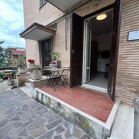 Roma Chic Residenza Gemelli Apartment Екстериор снимка