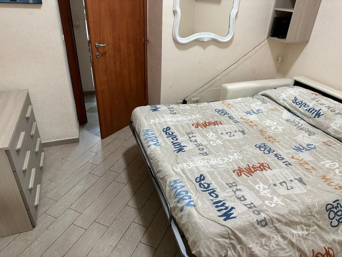 Roma Chic Residenza Gemelli Apartment Екстериор снимка