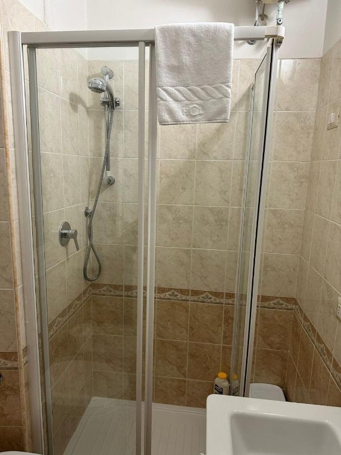 Roma Chic Residenza Gemelli Apartment Екстериор снимка
